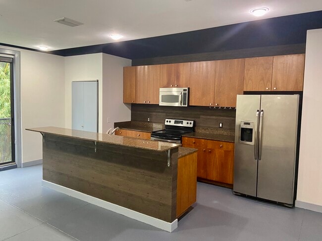 property at 62 W Colonial Dr
