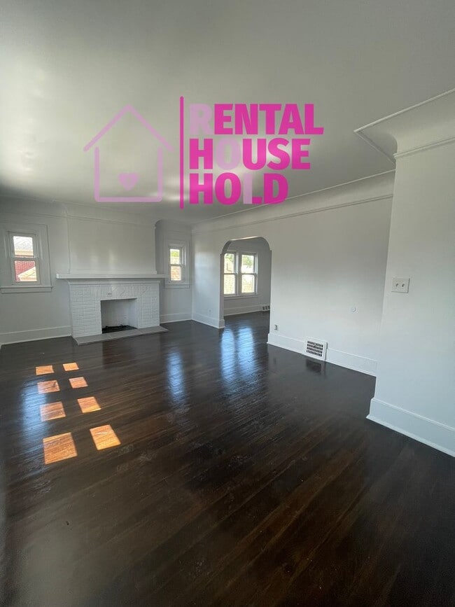 property at 2696 Pasadena St