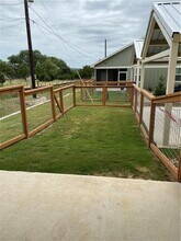 325 Rose Dr in Dripping Springs, TX - Building Photo - Building Photo