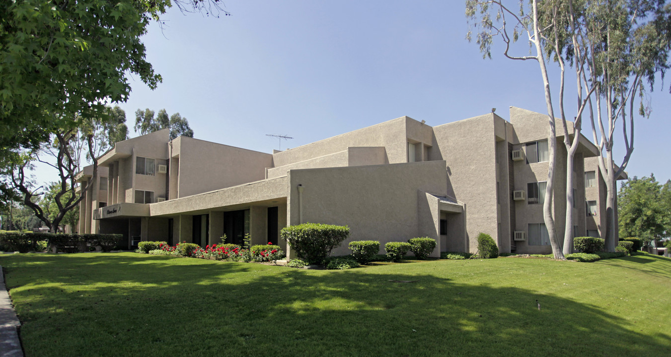 Citrus Arms in Redlands, CA - Foto de edificio