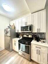 1644 W Cermak Rd in Chicago, IL - Building Photo - Building Photo