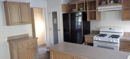 455 Kern Ave in Big Bear, CA - Building Photo - Building Photo