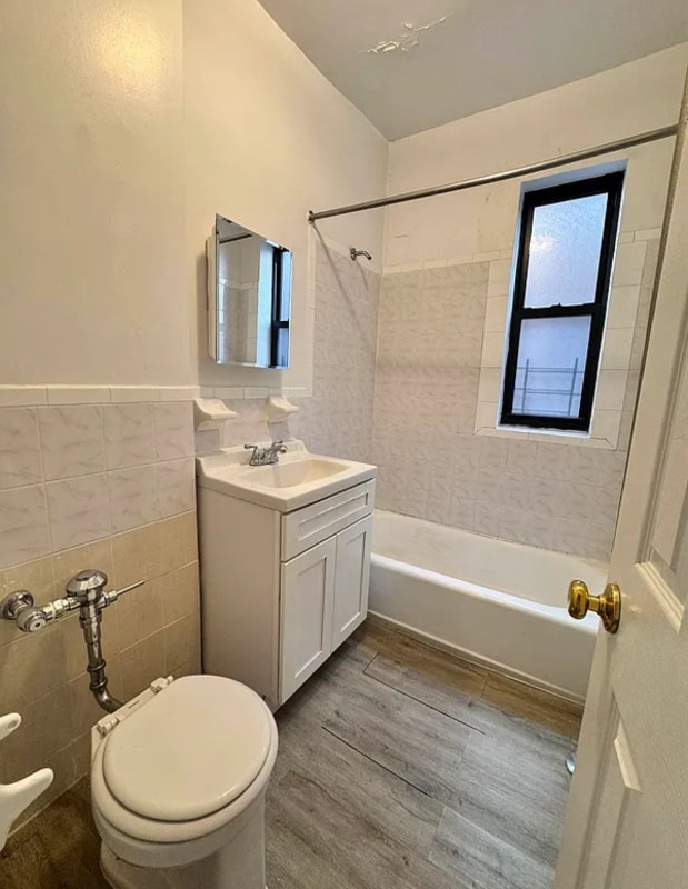 2851 Valentine Ave in Bronx, NY - Building Photo - Building Photo