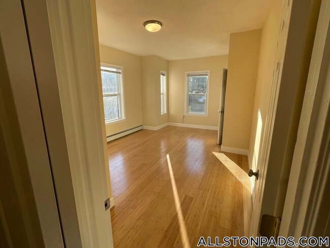 34 Pratt St in Boston, MA - Building Photo - Building Photo