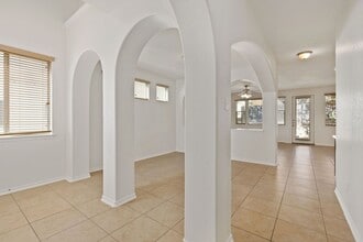 4219 Woodbridge Way in San Antonio, TX - Building Photo - Building Photo
