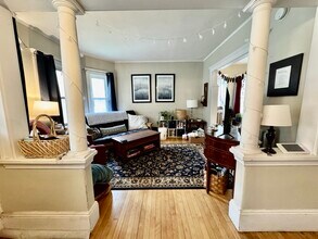68 North St, Unit 1 in Somerville, MA - Building Photo - Building Photo