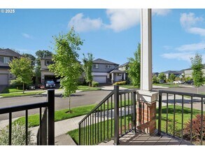18315 SW Silvertip St in Beaverton, OR - Building Photo - Building Photo
