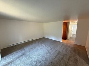 3820 Iberis St NE in Salem, OR - Building Photo - Building Photo