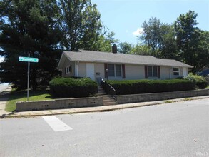 200 E 17th St in Bloomington, IN - Building Photo - Building Photo