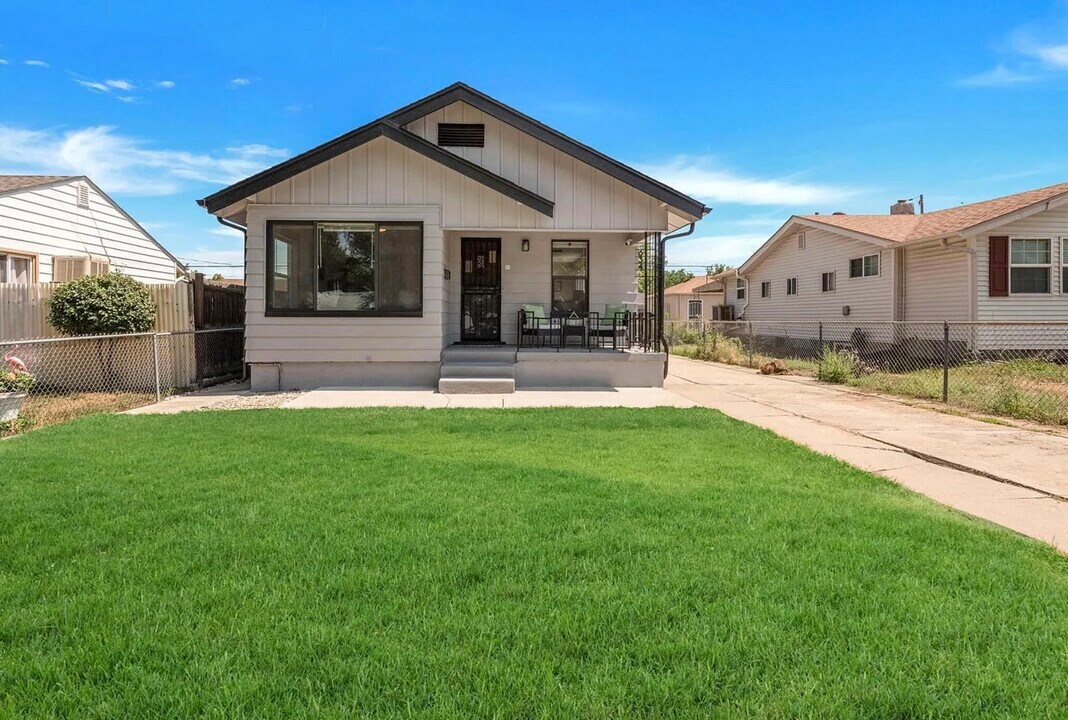 634 Meade St in Denver, CO - Building Photo