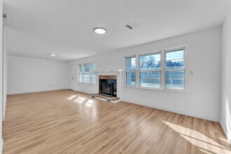 111 Rodgers Rd in Seneca, SC - Building Photo - Building Photo