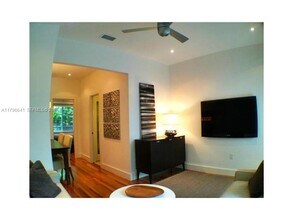 727 Jefferson Ave in Miami Beach, FL - Building Photo - Building Photo
