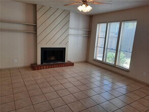 7206 Creekside Dr in Austin, TX - Building Photo - Building Photo