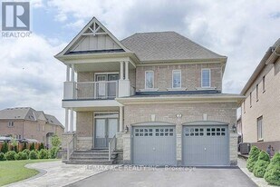 2 Adastra Pl in Brampton, ON - Building Photo