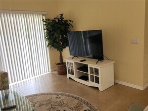 6872 Fairview Terrace in Bradenton, FL - Building Photo - Building Photo