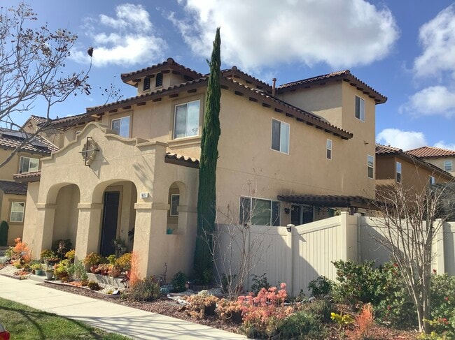 1407 Pershing Rd in Chula Vista, CA - Foto de edificio - Building Photo