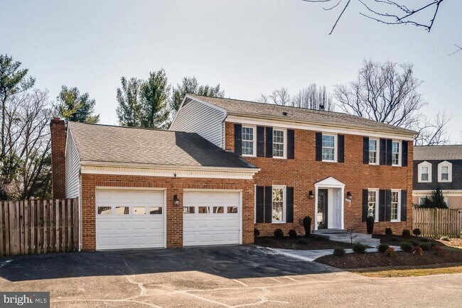 6421 Linway Terrace in McLean, VA - Building Photo - Building Photo