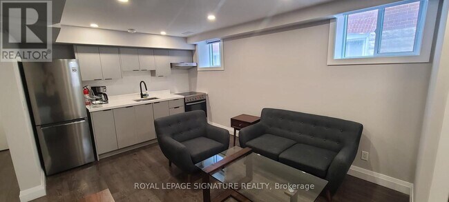 45 William St in Toronto, ON - Building Photo - Building Photo