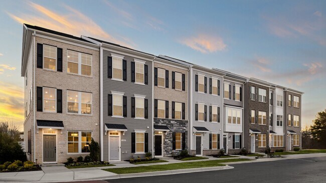 Montgomery Village Center in Montgomery Village, MD - Building Photo - Building Photo