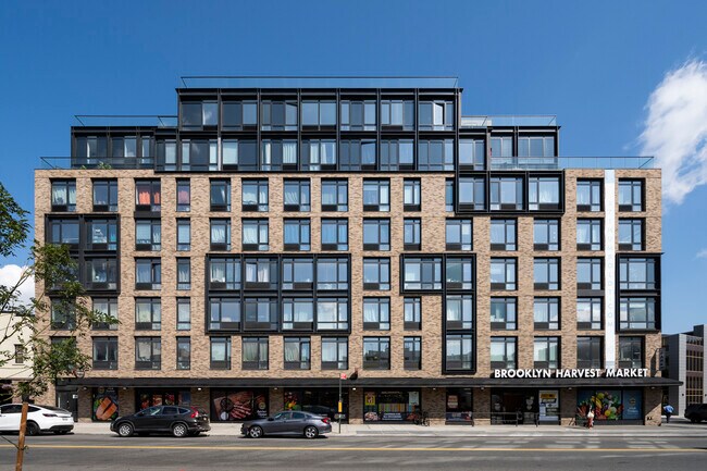 781 Metropolitan Ave