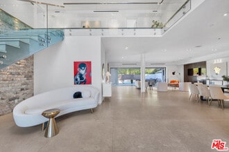23136 Park Contessa in Calabasas, CA - Building Photo - Building Photo