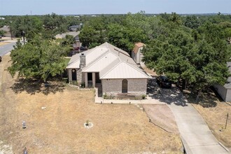 606 Tyrone Dr in Leander, TX - Building Photo - Building Photo