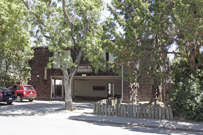 Cape Cod Apartments in Stockton, CA - Building Photo - Building Photo