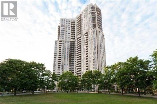 property at 35 Kingsbridge Garden Cir