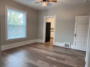 709 Sinclair Ave NE in Grand Rapids, MI - Building Photo - Building Photo