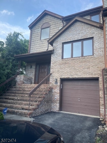 26 Averell Dr in Morris Plains, NJ - Building Photo - Building Photo