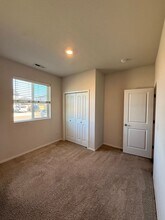 4804 Surveyor Ave NE in Salem, OR - Building Photo - Building Photo