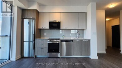 75 James St S in Hamilton, ON - Building Photo - Building Photo