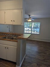 3119 Tom Green St in Austin, TX - Foto de edificio - Building Photo