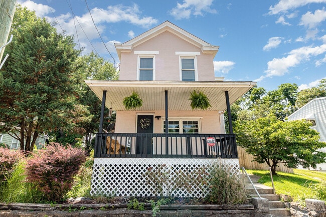 property at 8 Carneal St