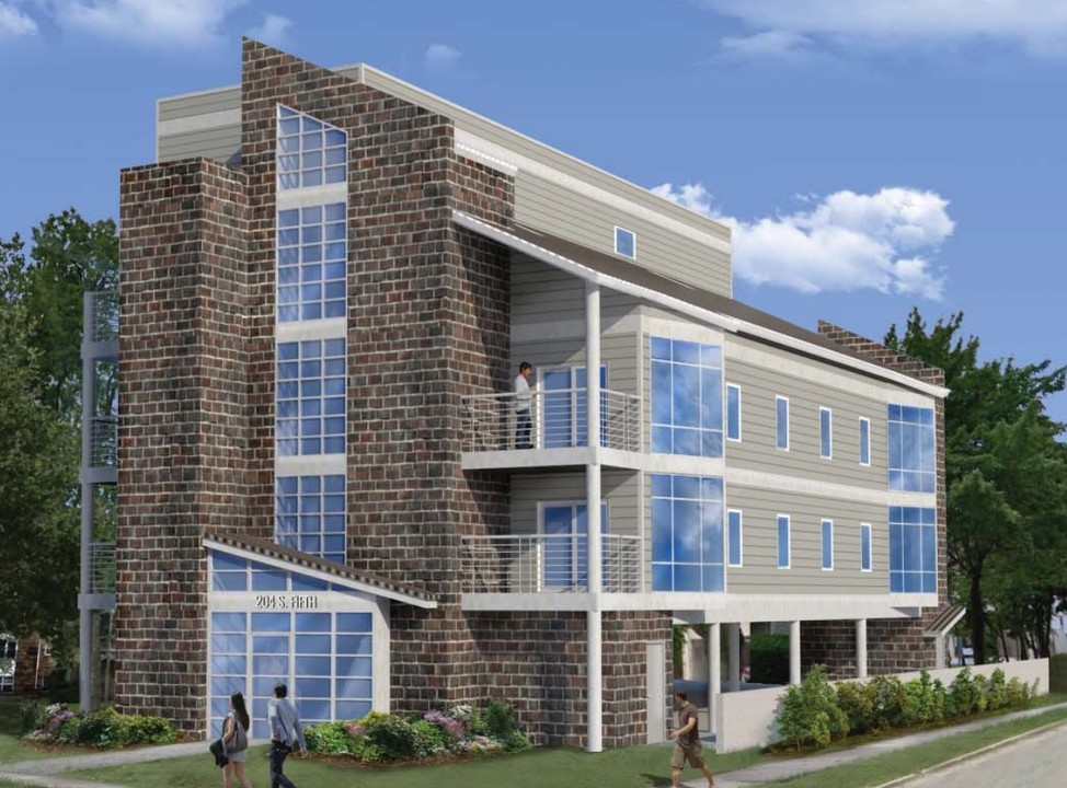 204 S Fifth in Champaign, IL - Building Photo