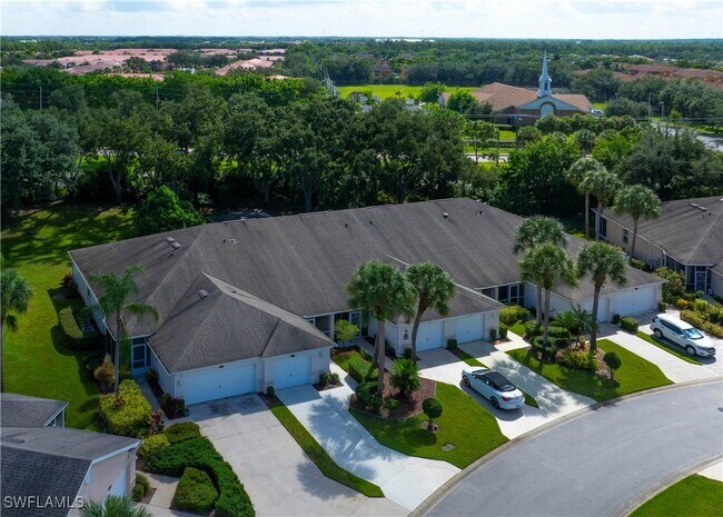 20653 Country Barn Dr in Estero, FL - Building Photo - Building Photo