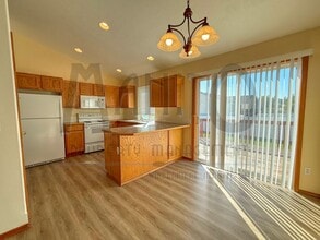 15921 N Franklin St in Spokane, WA - Building Photo - Building Photo