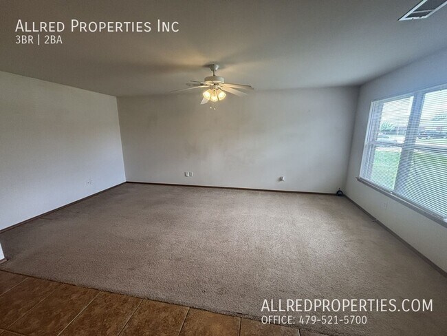 405-407 E Asher Ct in Rogers, AR - Building Photo - Building Photo