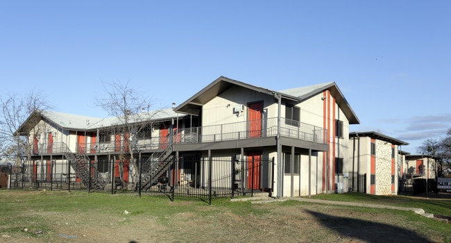 Beaux House