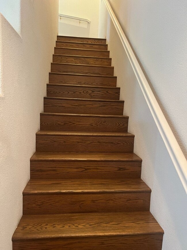 104 W Santa Clara St in Ventura, CA - Building Photo - Building Photo