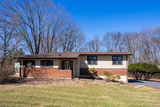 property at 13 Barrie Dr