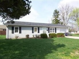 1204 Elliott Dr in Rolla, MO - Building Photo