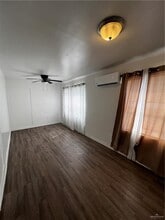 8 E Adams St in Brownsville, TX - Building Photo - Building Photo