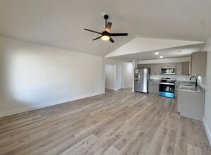 209 Madison St in Carterville, IL - Building Photo - Building Photo