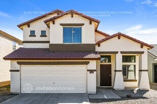 2005 W Green Tree Dr in San Tan Valley, AZ - Building Photo