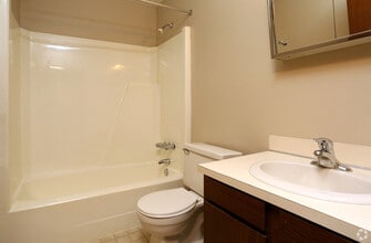 Partridge Run Apartments in Stow, OH - Building Photo - Building Photo