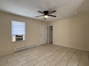 4946 Robin St in Fayetteville, NC - Building Photo - Building Photo