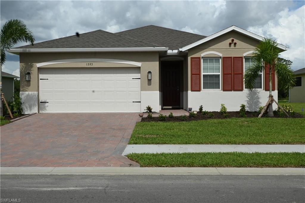 1393 Remington Trce Dr in Port Charlotte, FL - Building Photo