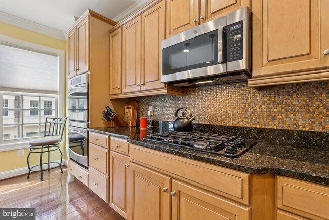 724 Sentry Square in Oxon Hill, MD - Building Photo - Building Photo