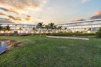 205 Strand Dr in Melbourne Beach, FL - Building Photo - Building Photo